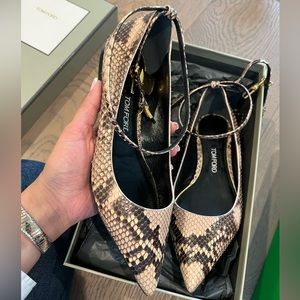 Tom ford python flats with gold padlock